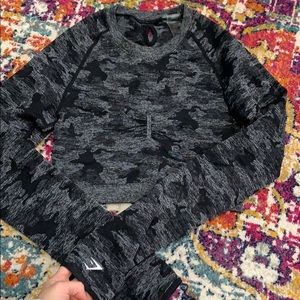 NWOT Gymshark Black Camo crop
